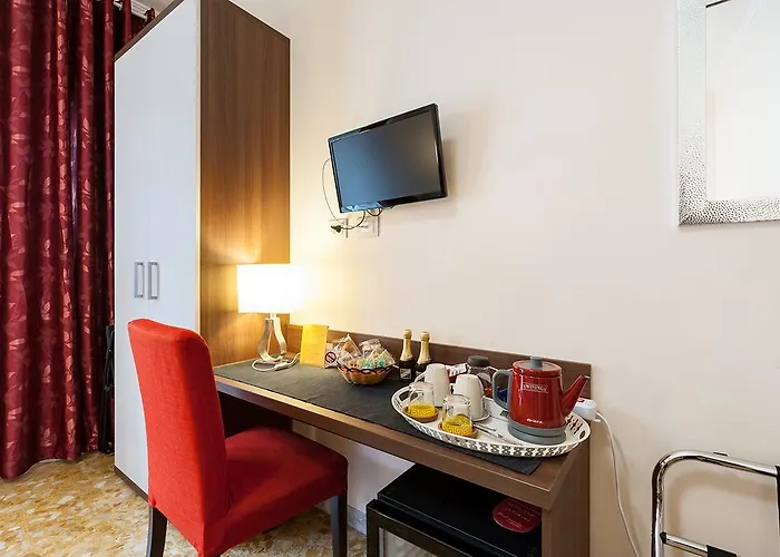 Vatican Golden Bed & Breakfast 4*