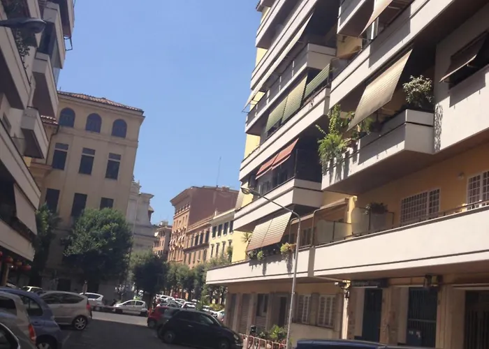 Vatican Golden Oda ve Kahvaltı 4*